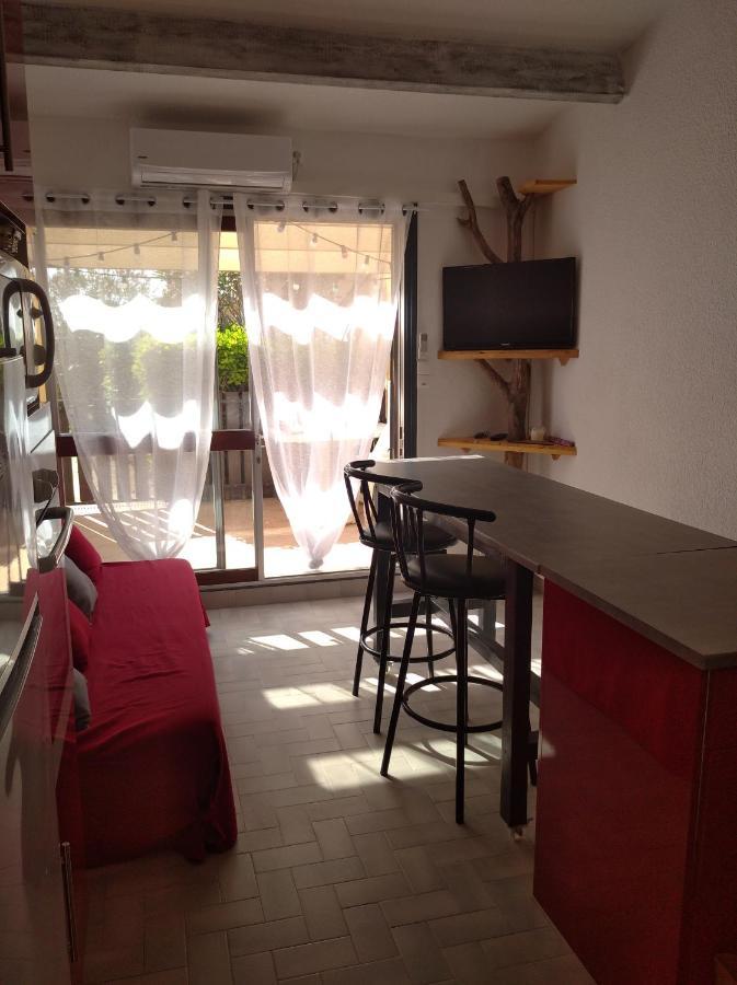 Residence Le Neptuna 50 Metres Plage Reservation Du Samedi Au Samedi En Haute Saison آجد المظهر الخارجي الصورة